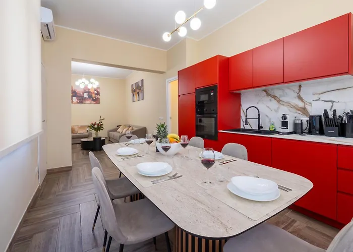 Spacious Three Bedroom Design Near Circo Massimo Apartman *