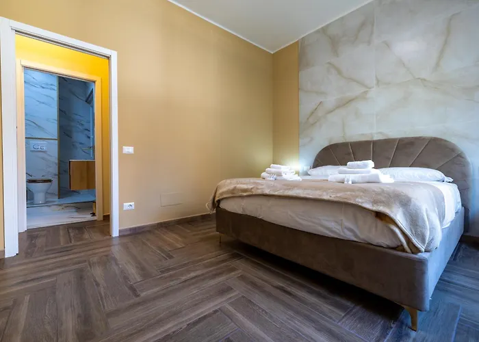 Spacious Three Bedroom Design Near Circo Massimo *