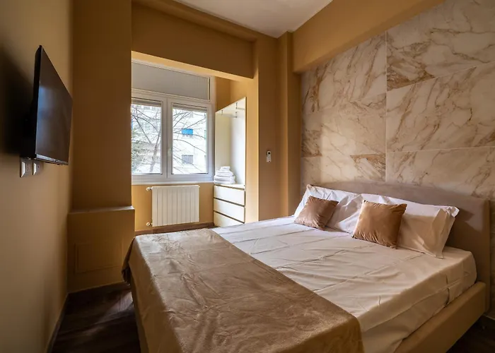 Spacious Three Bedroom Design Near Circo Massimo Appartement