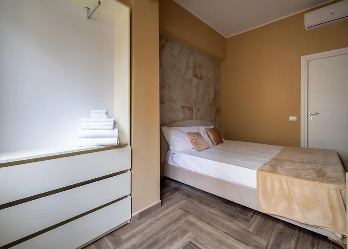 Spacious Three Bedroom Design Near Circo Massimo *