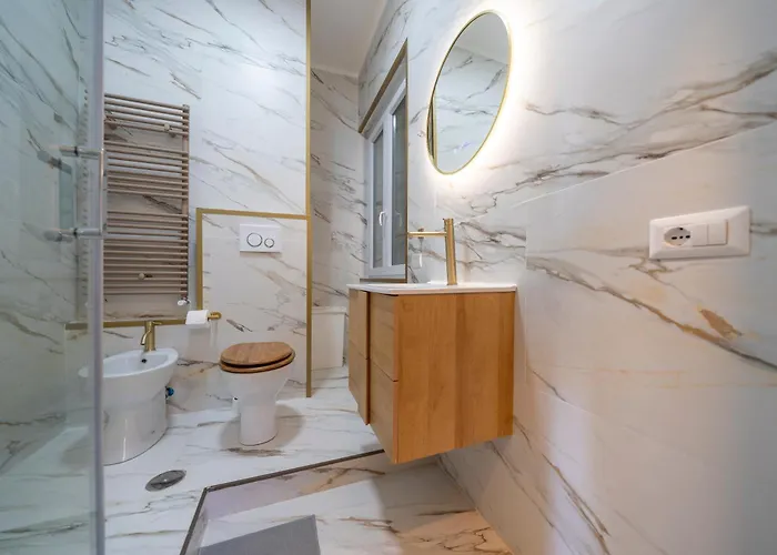 Appartement Spacious Three Bedroom Design Near Circo Massimo